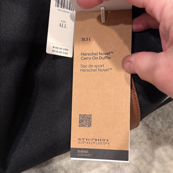 MWT Herschel Novel Carry On Duffle NWT Black/tan - Picture 2 of 6